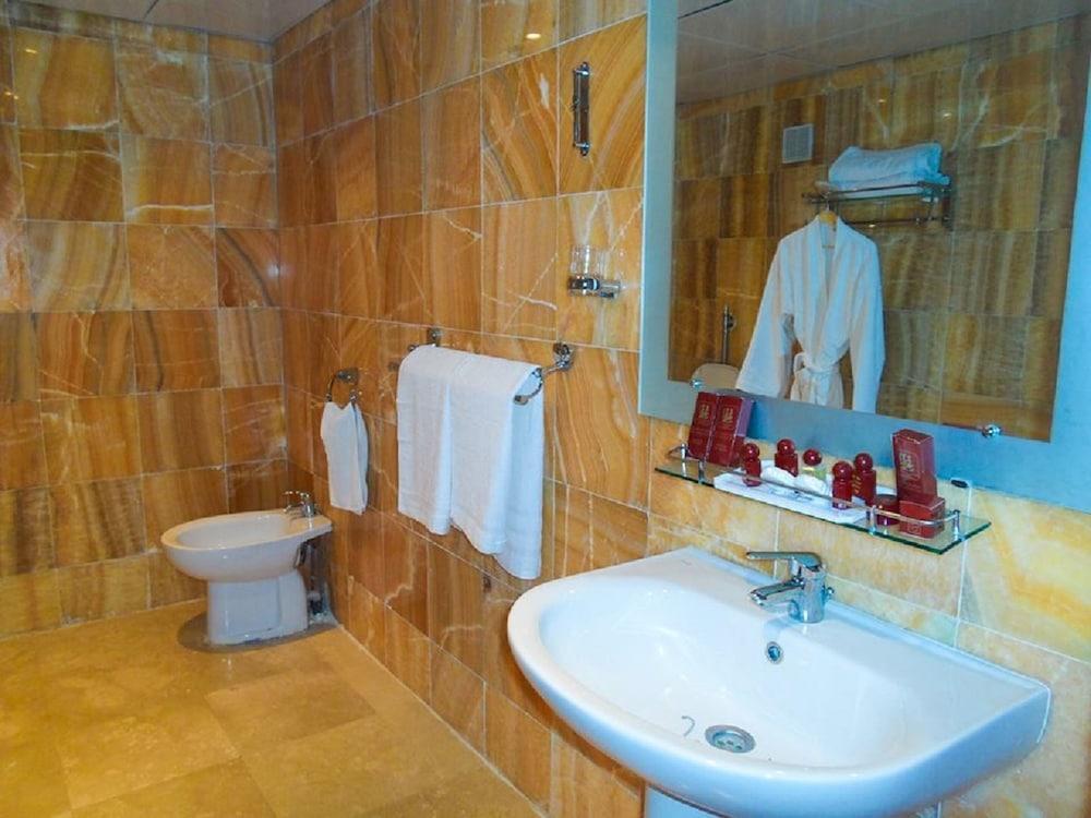 Hotel Les Zianides Tlemcen Dış mekan fotoğraf